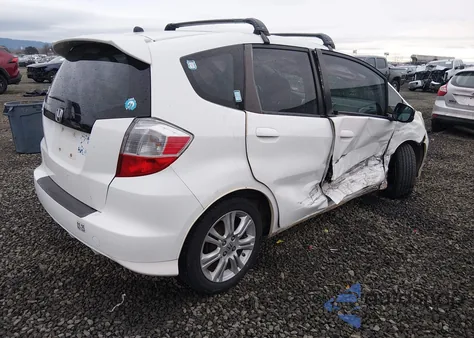2010 Honda Fit Sport z USA, uszkodzony, nr VIN JHMGE8H49AS026400